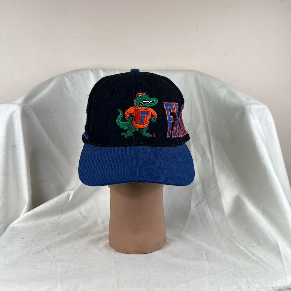 Vintage 90s Florida Gators Embroidered Apex Snapback Cap